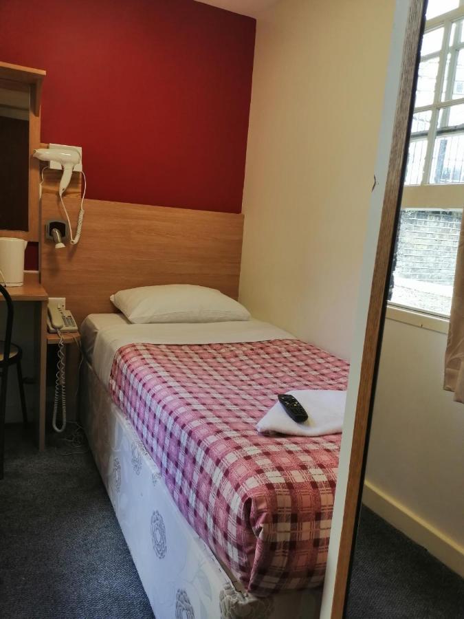Colliers Hotel Лондон Экстерьер фото