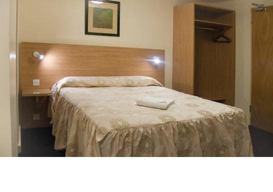 Colliers Hotel Лондон Экстерьер фото