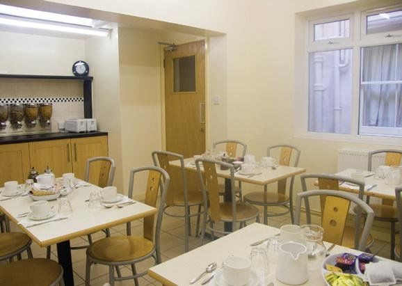 Colliers Hotel Лондон Экстерьер фото